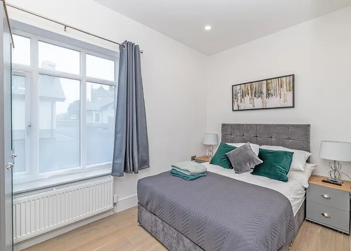 Family And Dog Friendly Luxury 3 Bed - With Hot Tub