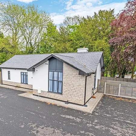Family And Dog Friendly Luxury 3 Bed - With Hot Tub Holiday home Kirkby Thore
