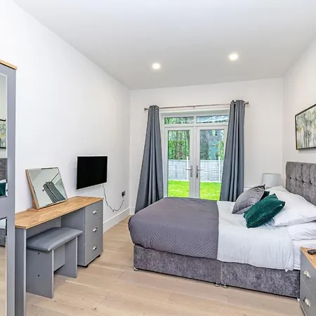 Family And Dog Friendly Luxury 3 Bed - With Hot Tub Σπίτι διακοπών